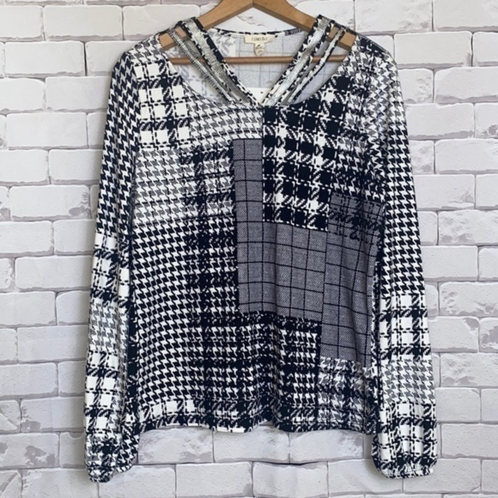 Como Blue Black & white chain link print long sleeve top - med - with cutout NWT